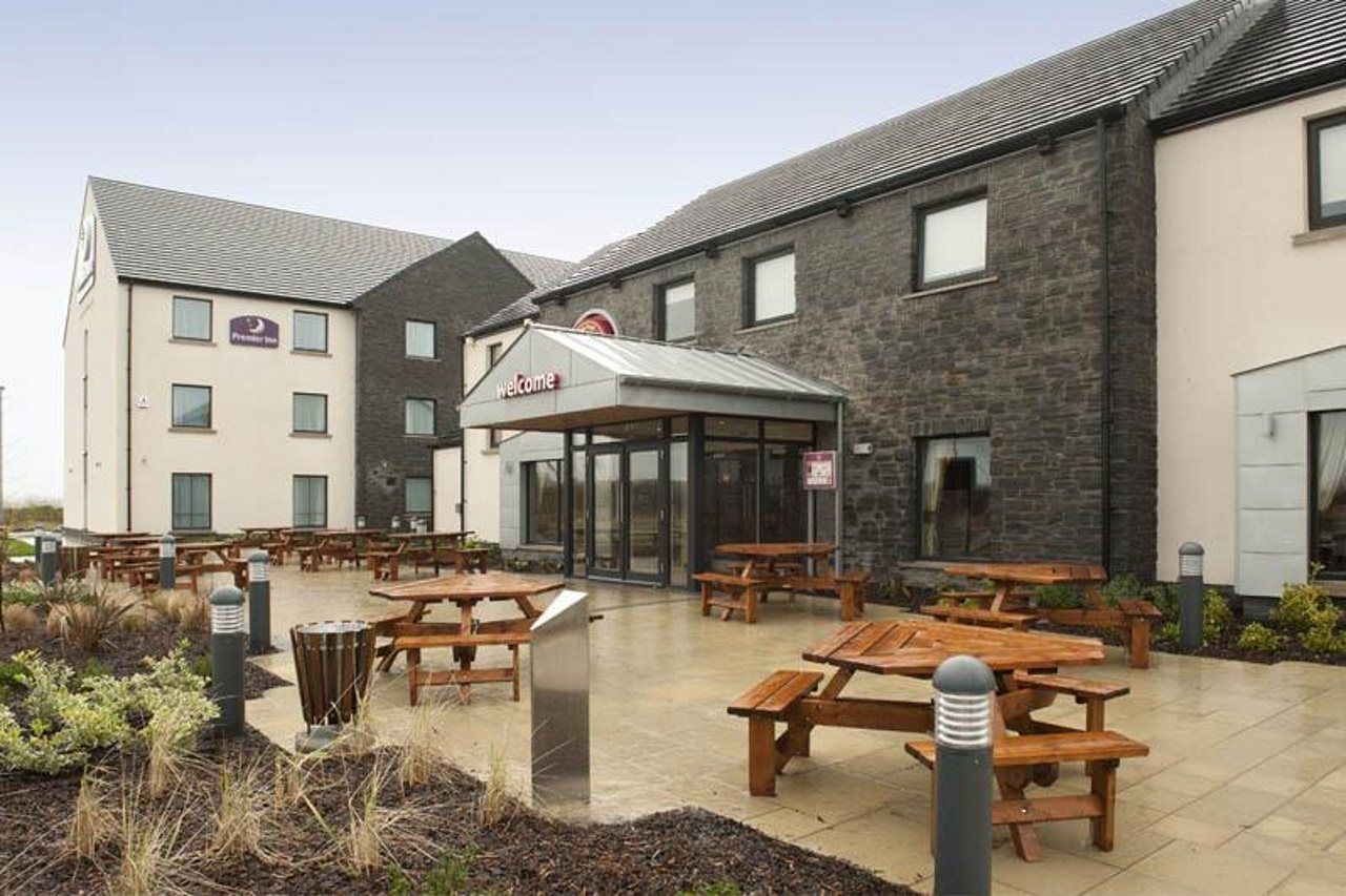 Premier Inn Derry / Londonderry Esterno foto