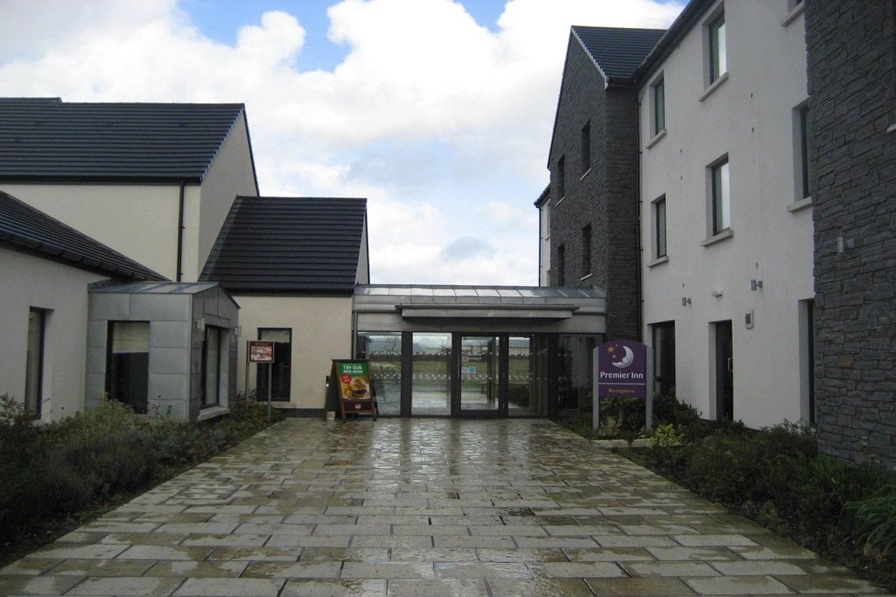 Premier Inn Derry / Londonderry Esterno foto